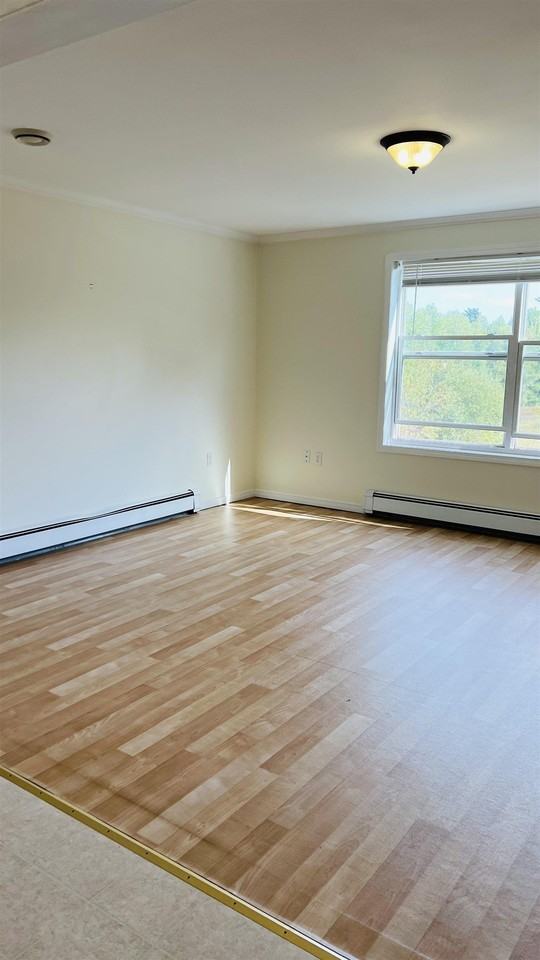 1310 Main Rd - Photo 7 of 24