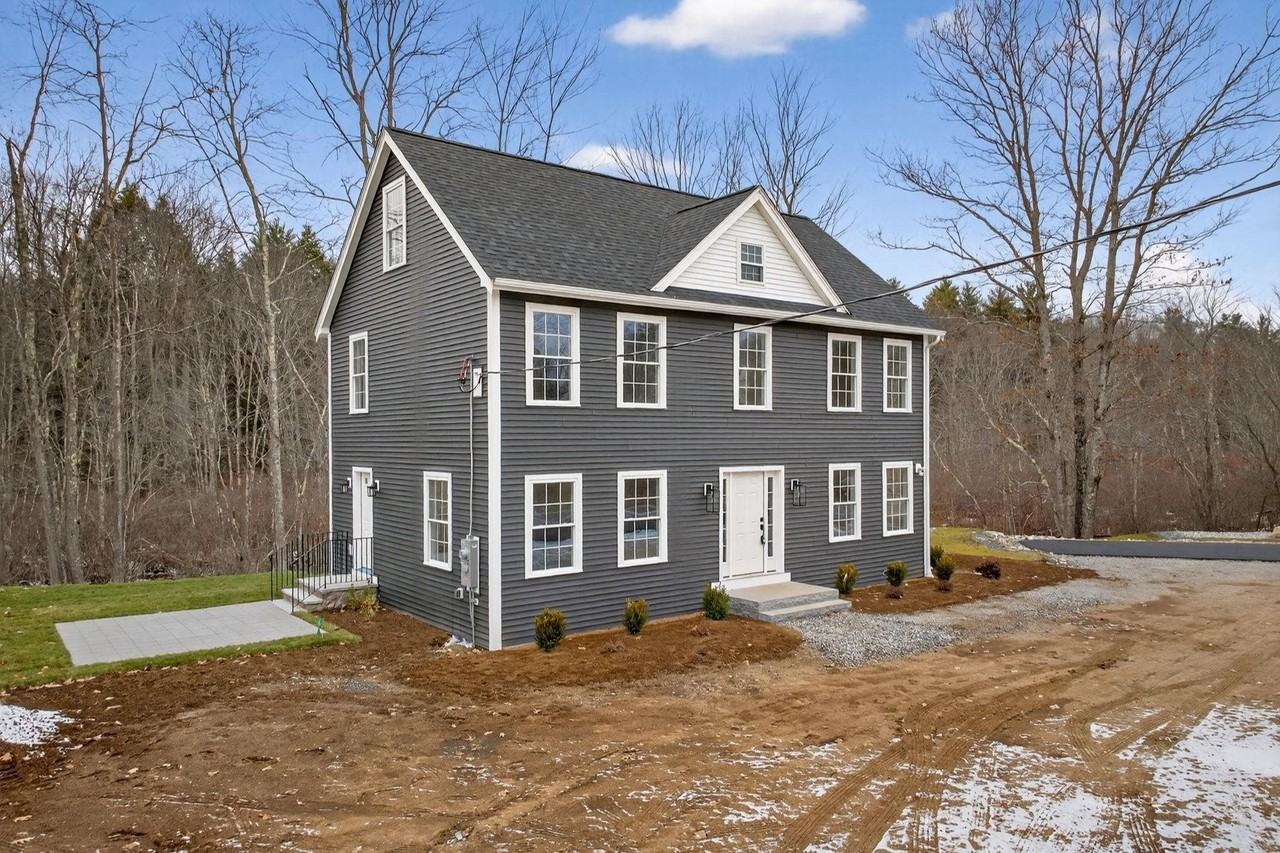 335 Raymond Rd - Photo 2 of 49
