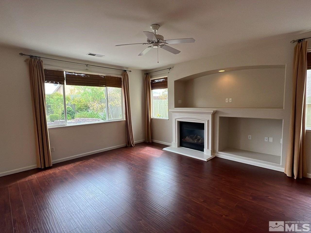 1720 Ornellaia Way - Photo 2 of 27