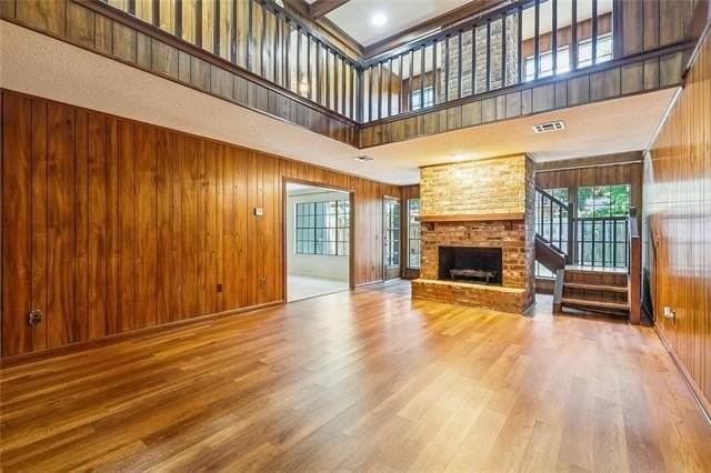 21 Carriage Ln - Photo 2 of 11