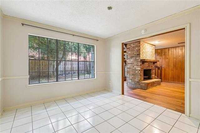 21 Carriage Ln - Photo 3 of 11