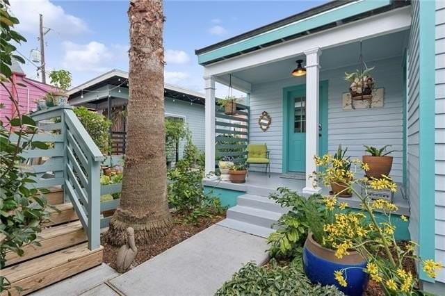 2726 Marais St - Photo 4 of 13