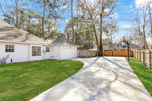 7033 Wynntree Dr - Photo 3 of 21