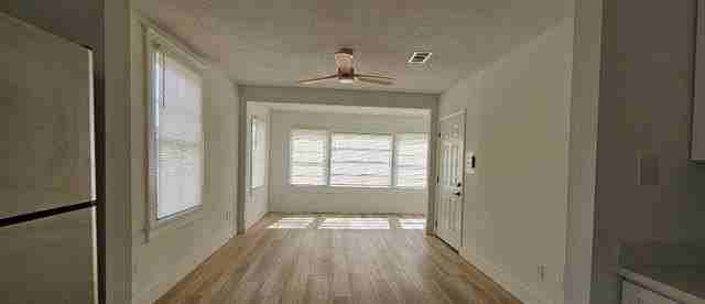 4401 Elba St - Photo 4 of 5