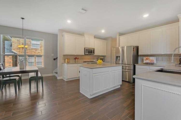 7533 Daffodil Way - Photo 7 of 35
