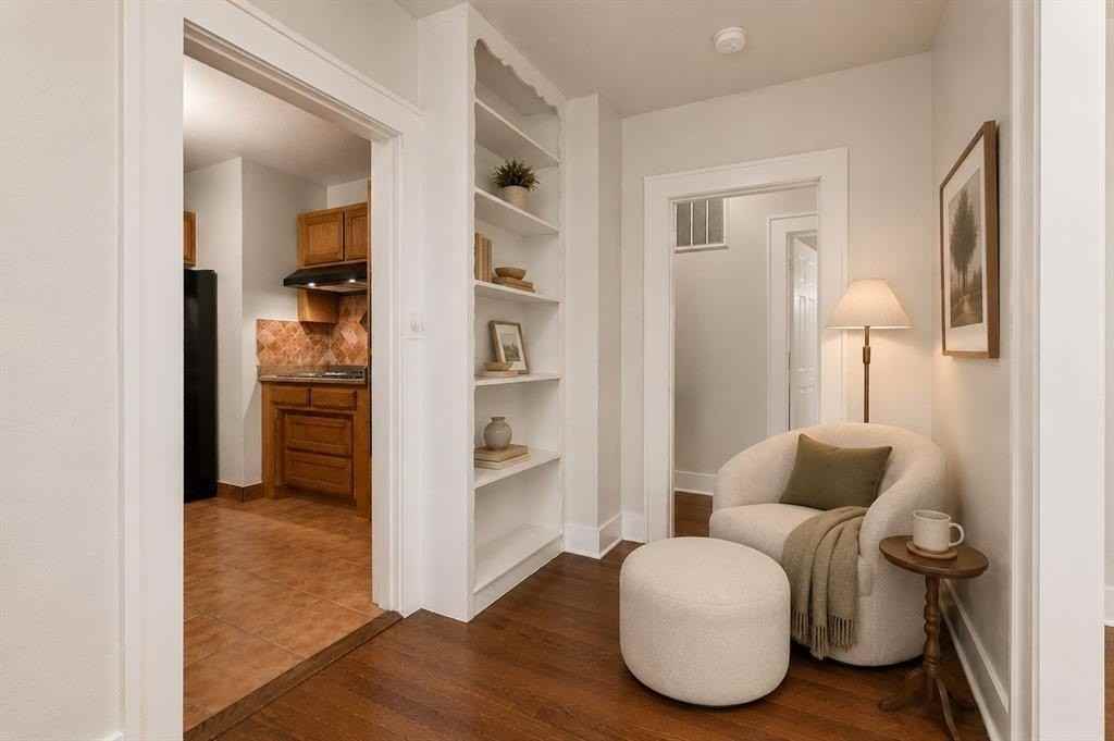 3812 Bunting Ave - Photo 7 of 20
