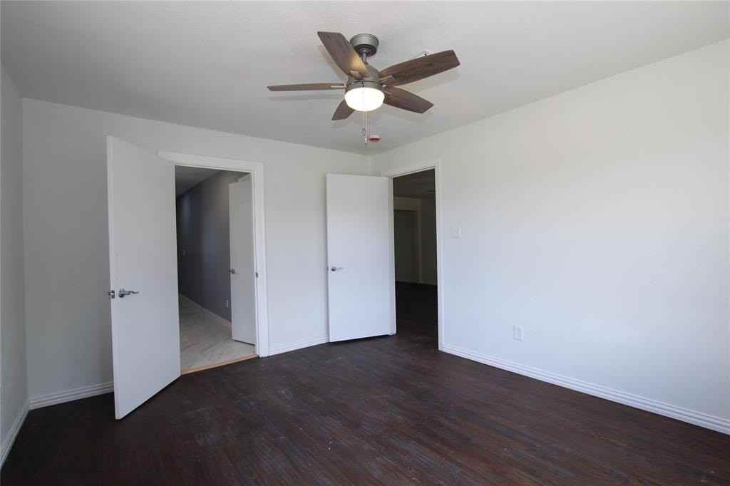 106 Austin St - Photo 4 of 12