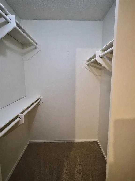 4218 Hunters Ct - Photo 6 of 22