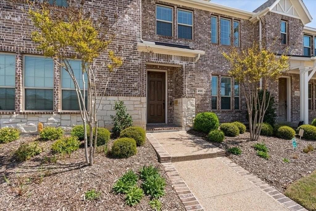 4725 Smokey Quartz Ln - Photo 2 of 24