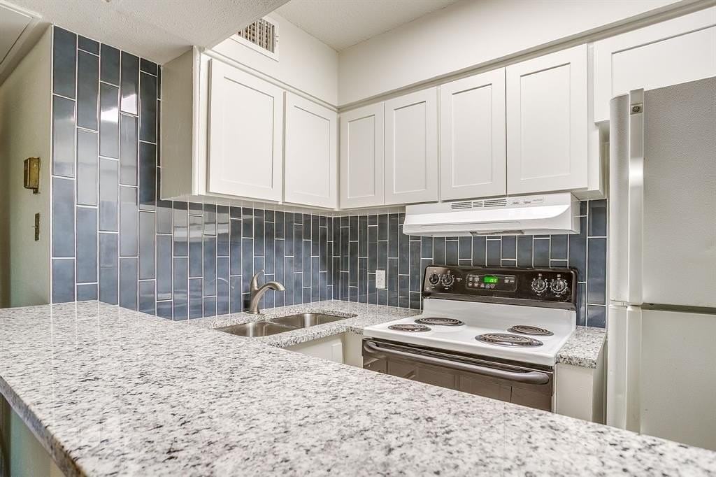 4538 Byers Ave #2 - Photo 3 of 25