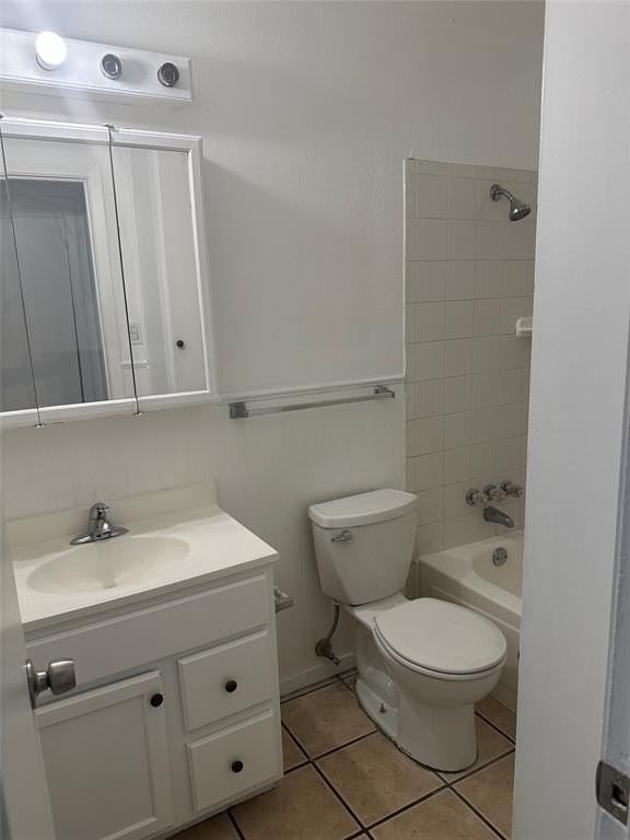907 Broadway Ave #23 - Photo 5 of 7