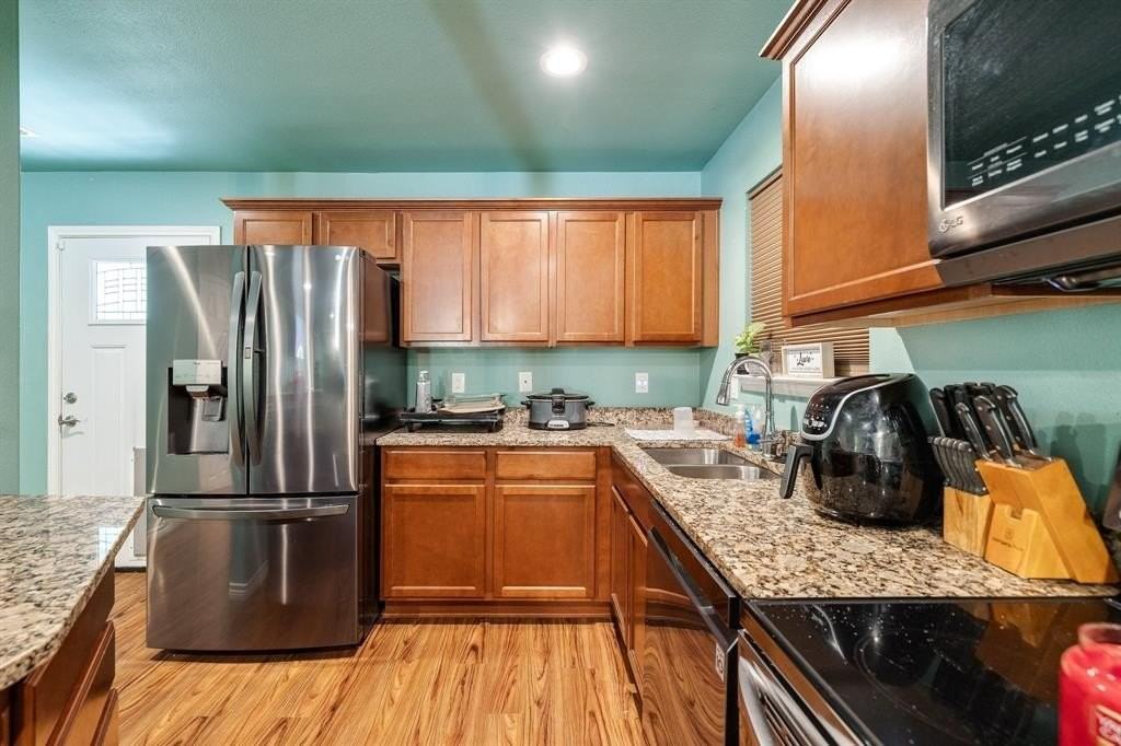 3509 Spencer St - Photo 7 of 22
