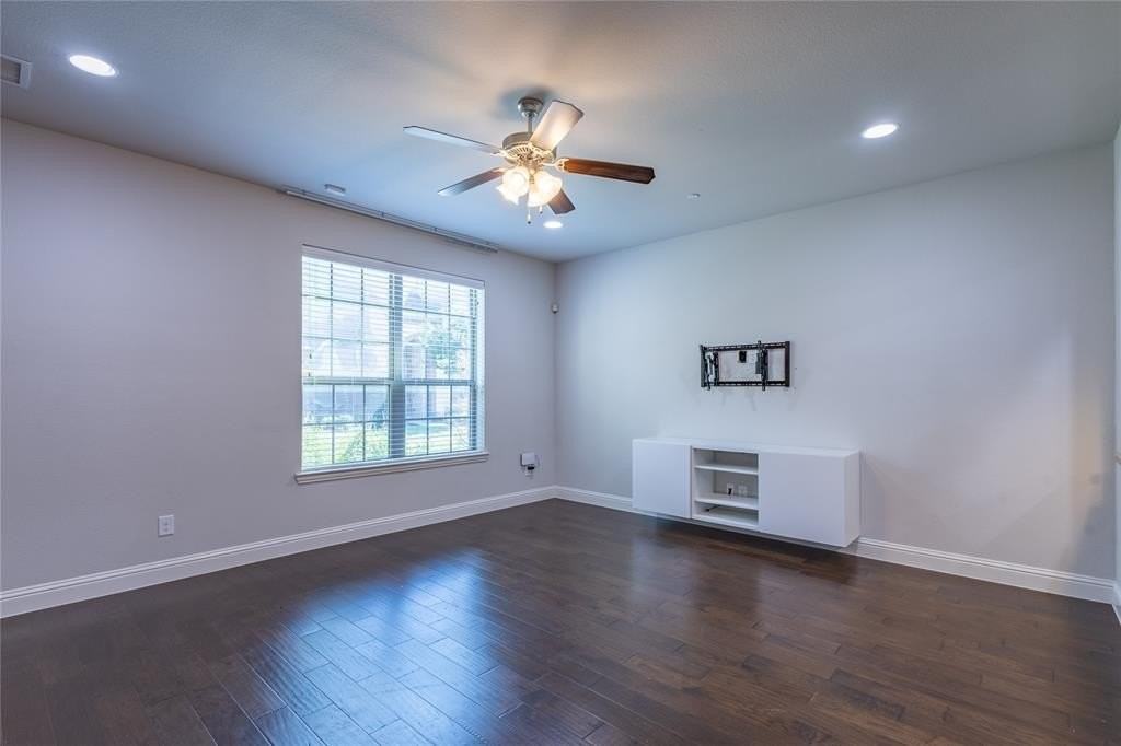 4658H Rhett Ln - Photo 6 of 40