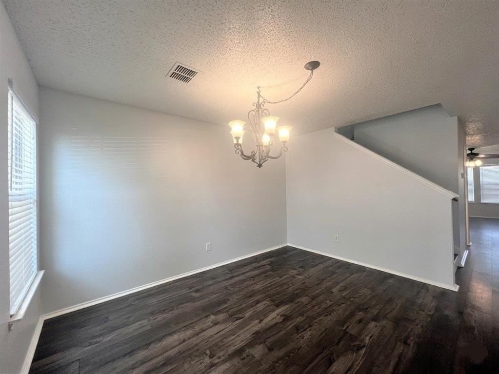 4405 Centennial Ct - Photo 3 of 20