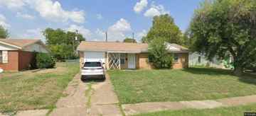 featured image of 2529 Rutgers Dr