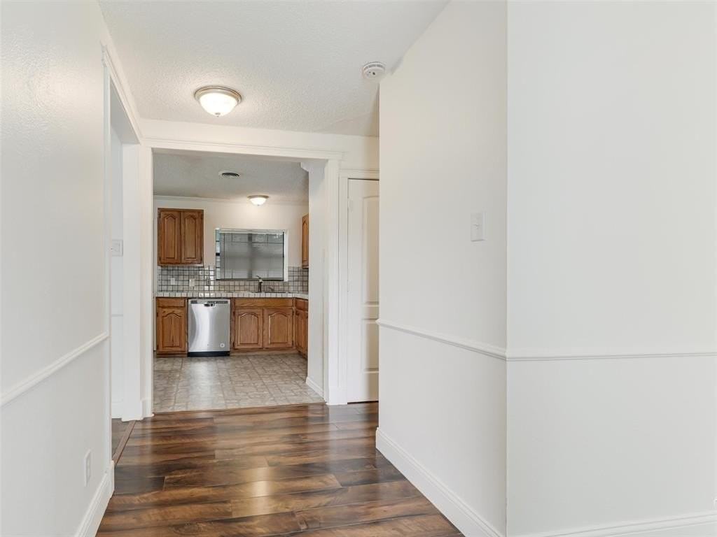 14025 Janwood Ln - Photo 6 of 21