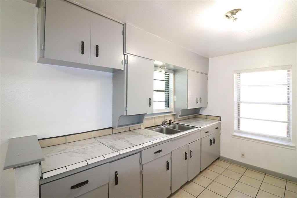 9107 Rustown Dr - Photo 7 of 14