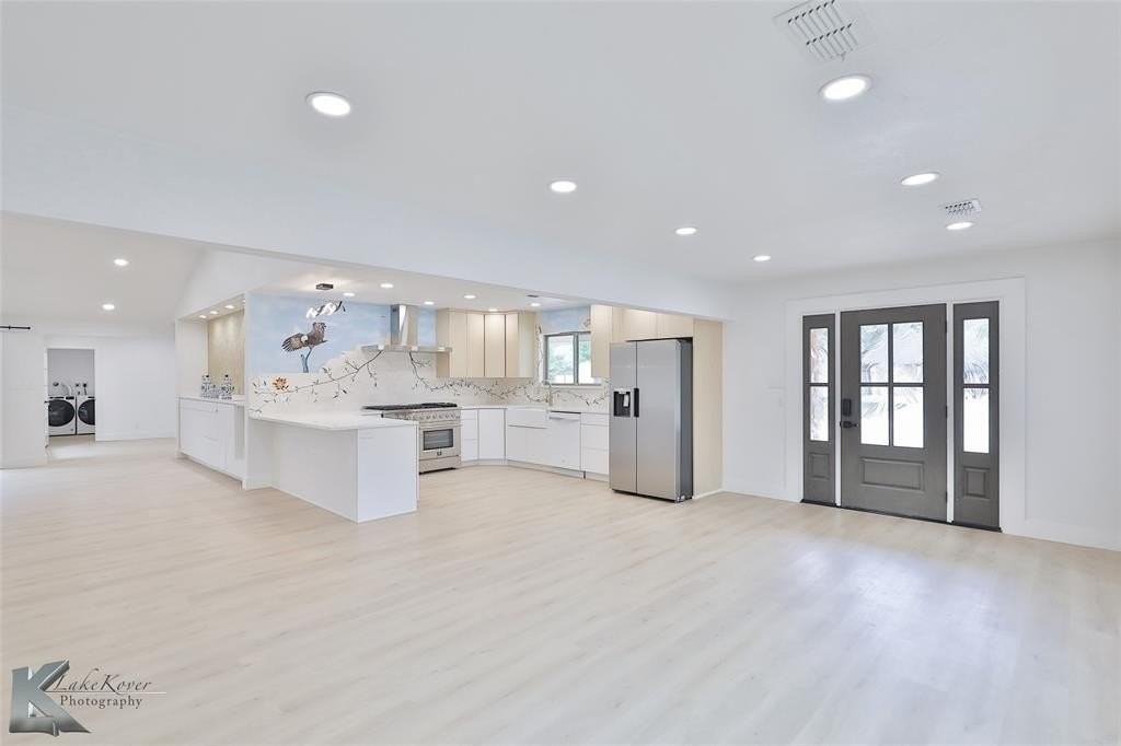 13 Pinehurst St - Photo 2 of 40