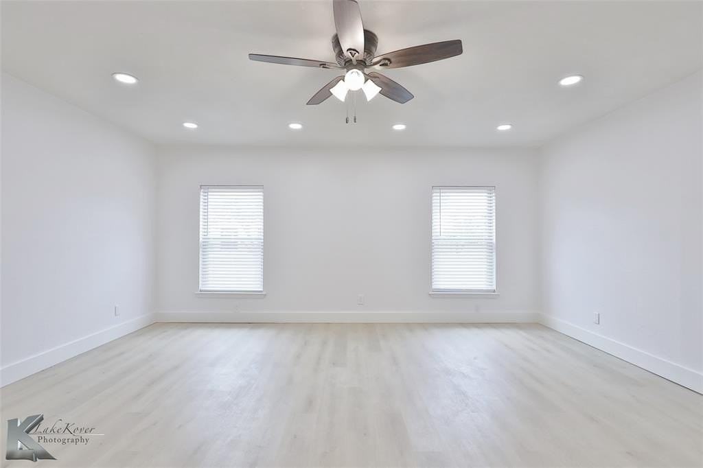 13 Pinehurst St - Photo 6 of 40