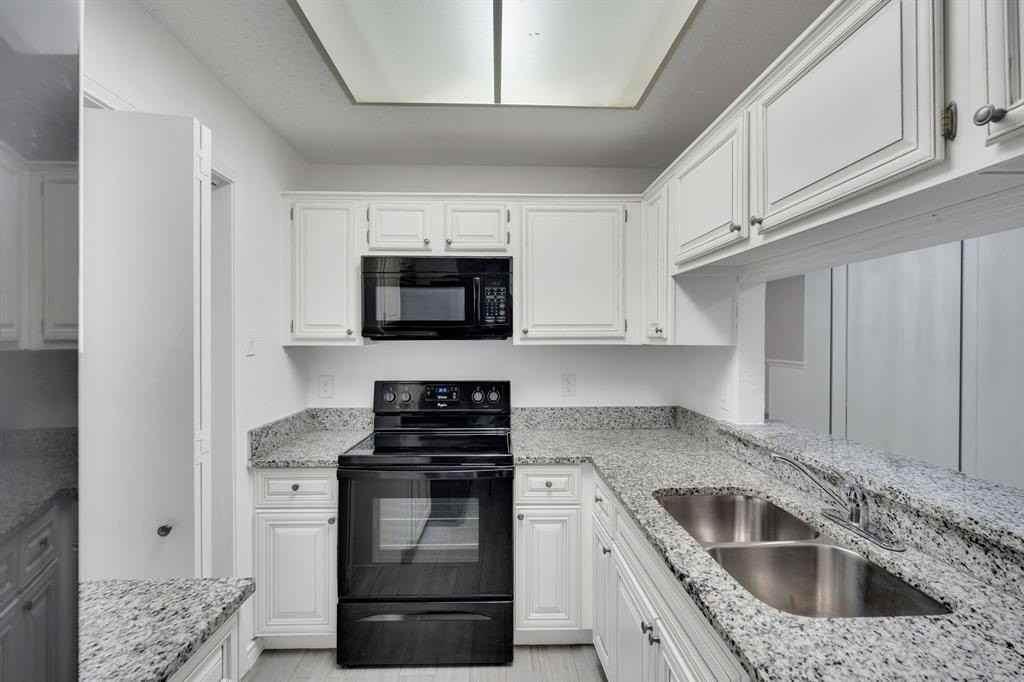 3607 W Northgate Dr #114 - Photo 7 of 25