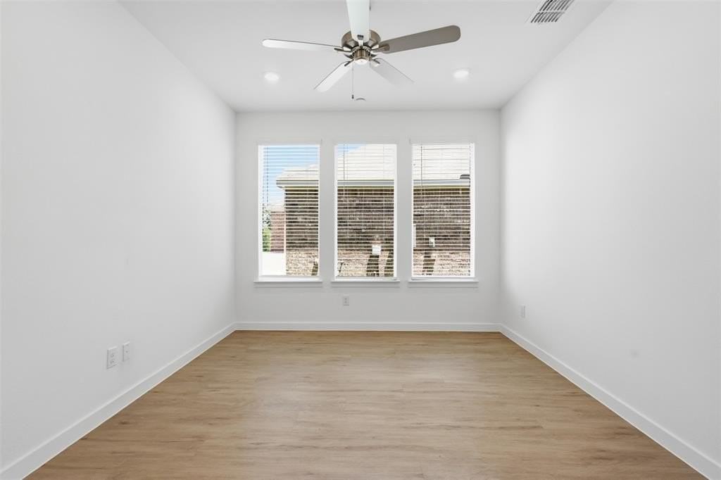 1709 Quaking Aspen Way - Photo 3 of 25