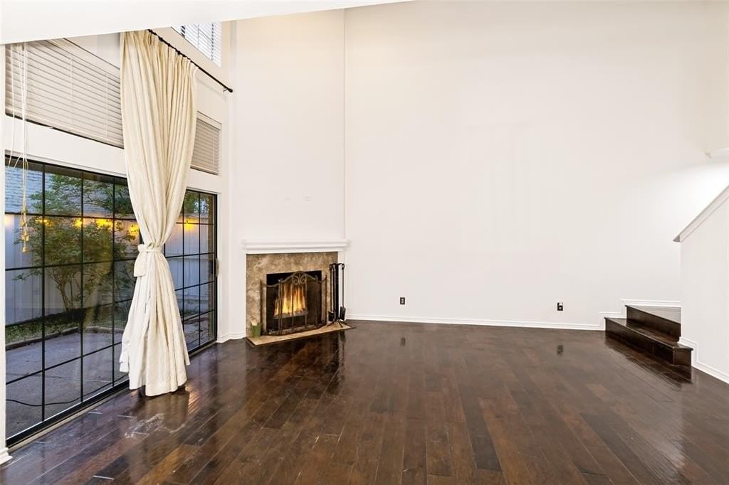 5950 Lindenshire Ln #201 - Photo 3 of 26