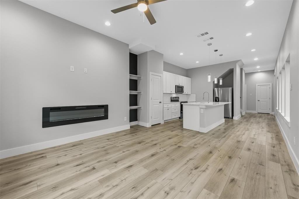 2507 Birmingham Ave - Photo 4 of 34