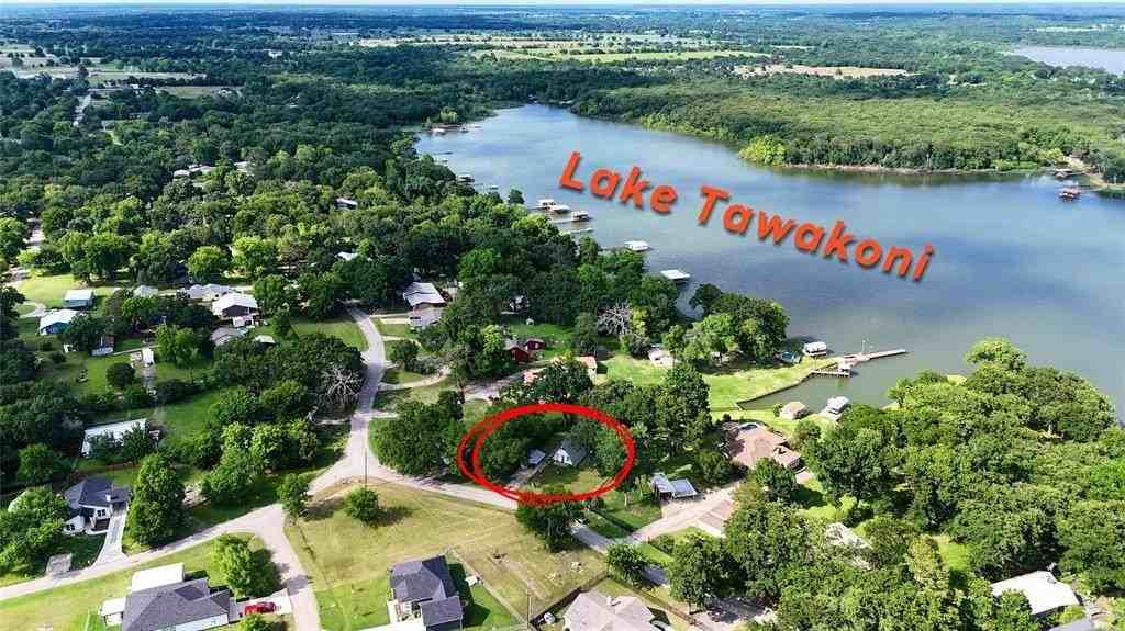 467 Old Mill Ln - Photo 3 of 24