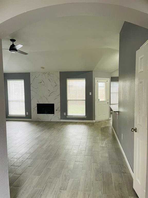 4513 Normandy Way - Photo 6 of 40