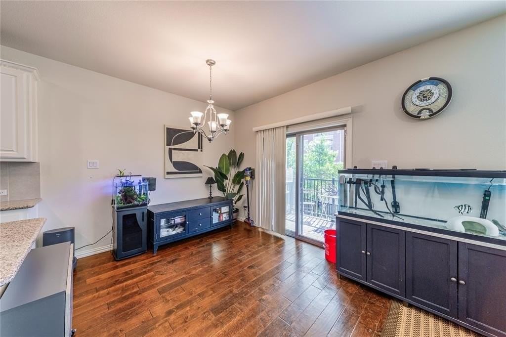 534 Alexandra Ave - Photo 3 of 19
