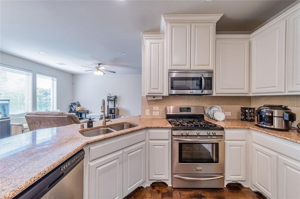 534 Alexandra Ave - Photo 6 of 19