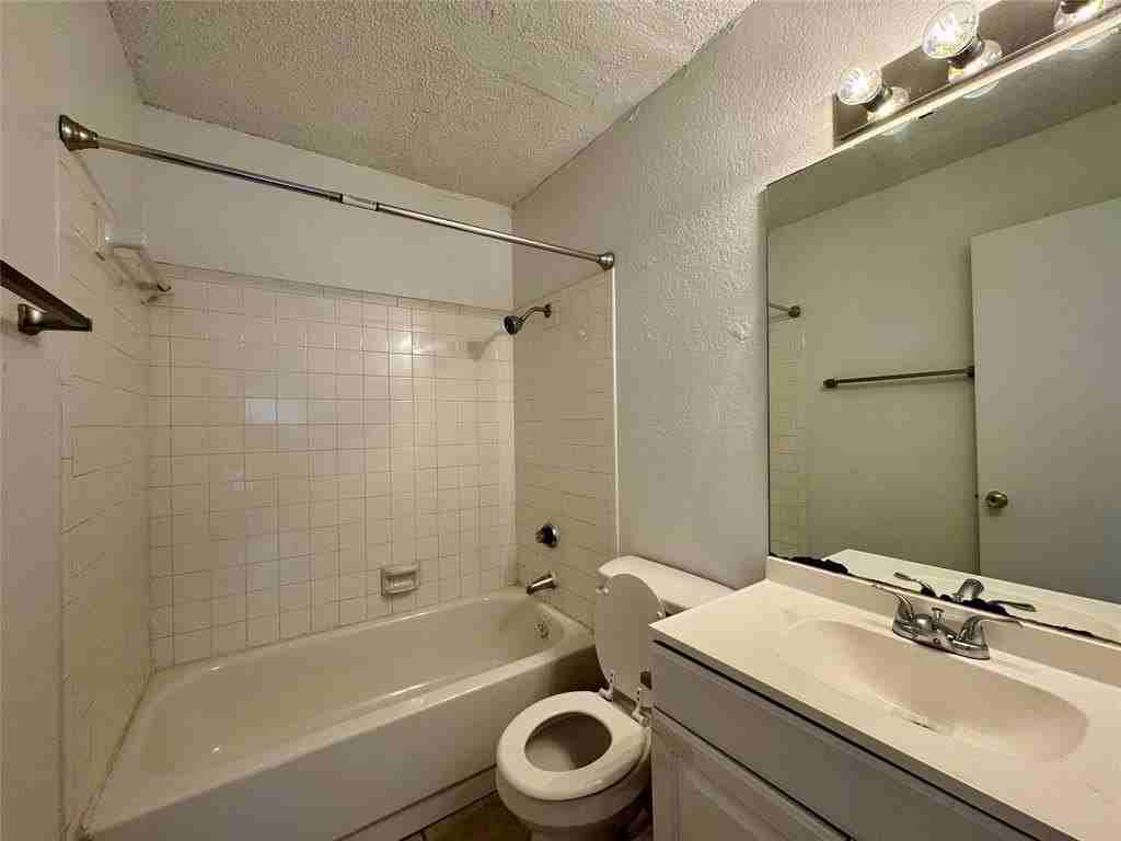 750 N Judge Ely Blvd #116 - Photo 6 of 15