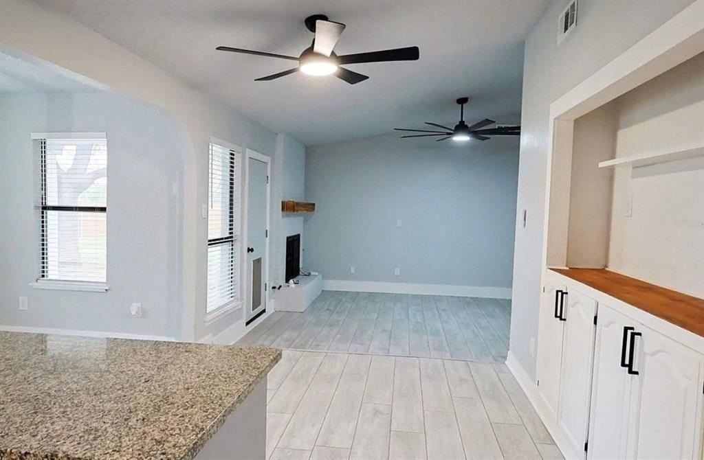 1710 Bob White Ct - Photo 7 of 28