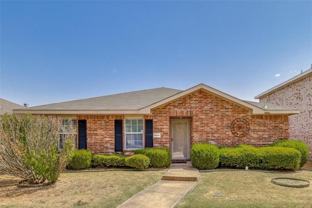 1934 Mosley Dr - Photo 1 of 1