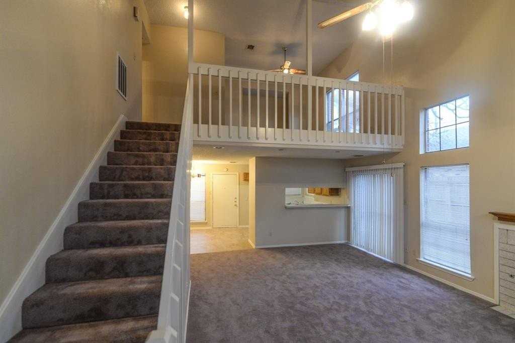 11815 Sunrise Dr - Photo 3 of 23