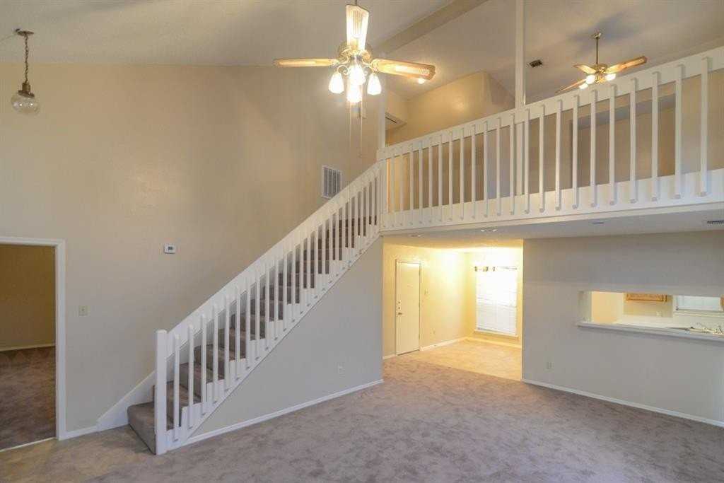 11815 Sunrise Dr - Photo 4 of 23