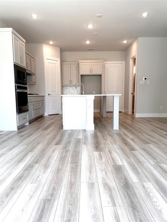 8121 Bromley Dr - Photo 7 of 35