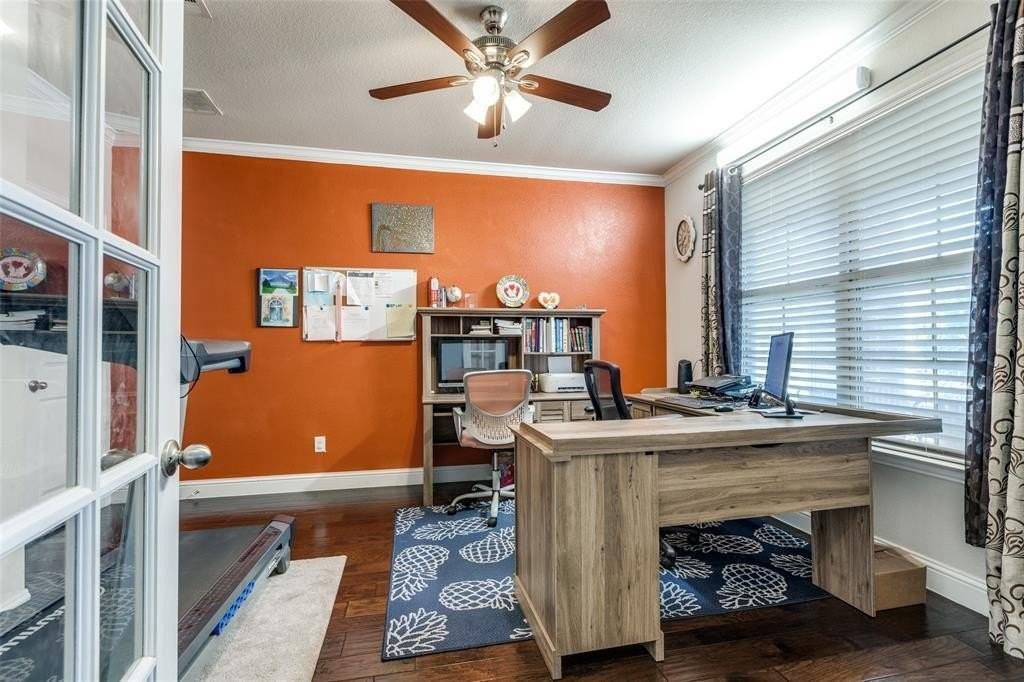 8609 Mccutchins Dr - Photo 5 of 25