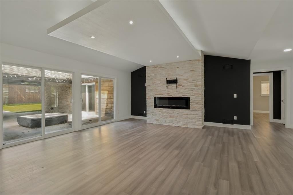 9447 Viewside Dr - Photo 5 of 27
