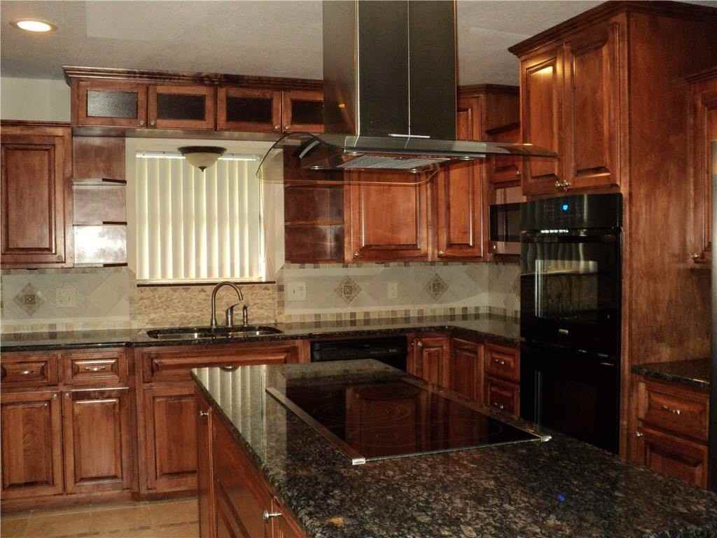 4617 Catclaw Dr - Photo 5 of 18