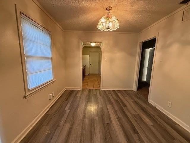 3250 College St - Photo 4 of 12