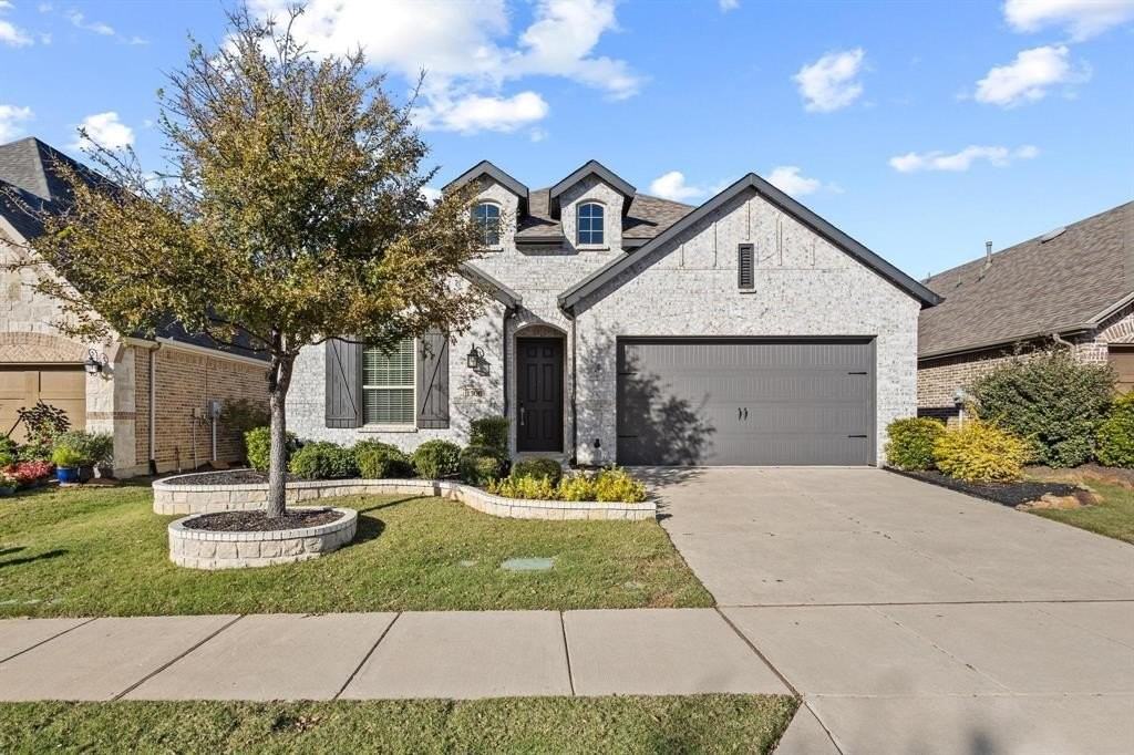1506 Snowdrop Dr - Photo 3 of 36