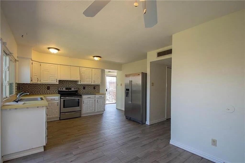 6500 Blue Ridge Trl - Photo 5 of 14