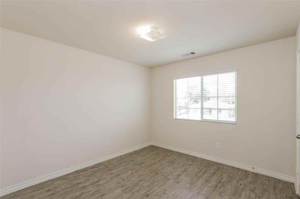 3202 Robin Rd - Photo 7 of 15