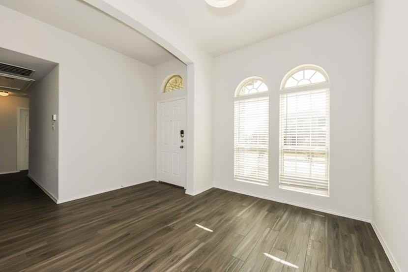 1814 Jasmine Dr - Photo 5 of 13