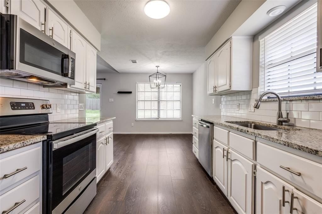 3842 Waterford Way - Photo 7 of 12