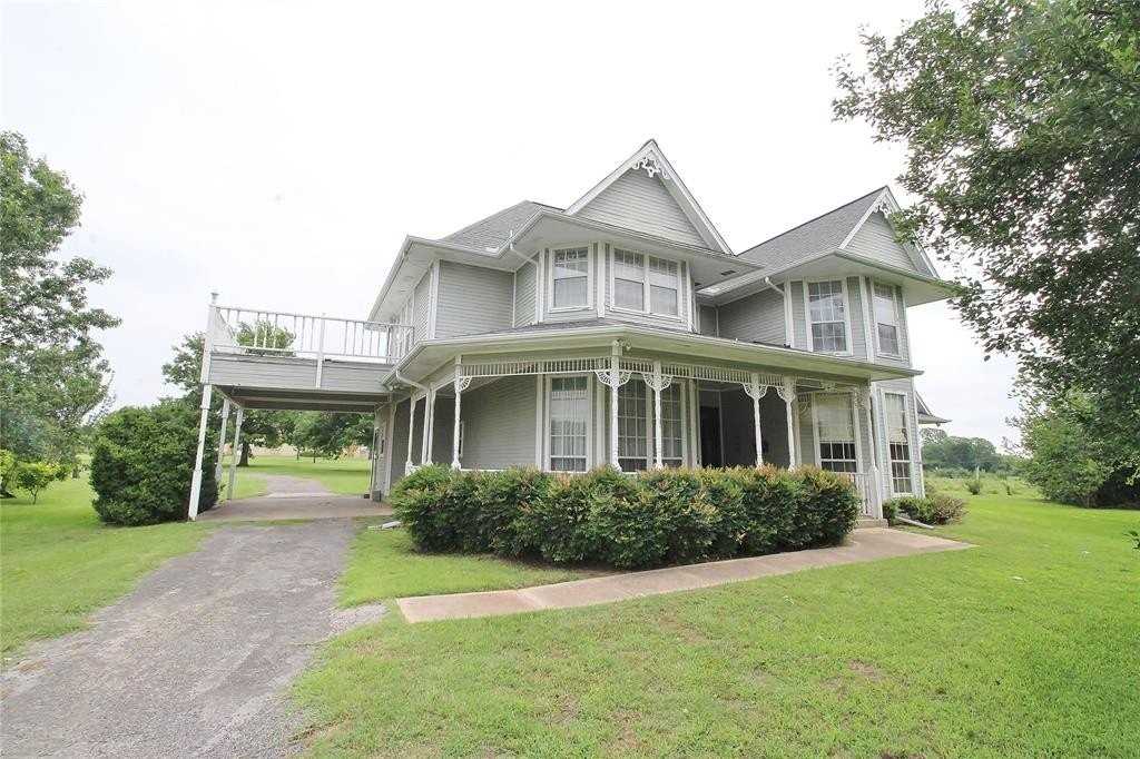 8150 Bob White Rd - Photo 2 of 36