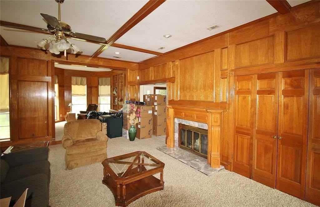 8150 Bob White Rd - Photo 7 of 36