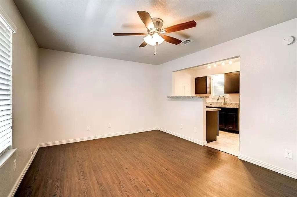 2708 Livingston Ave - Photo 5 of 15