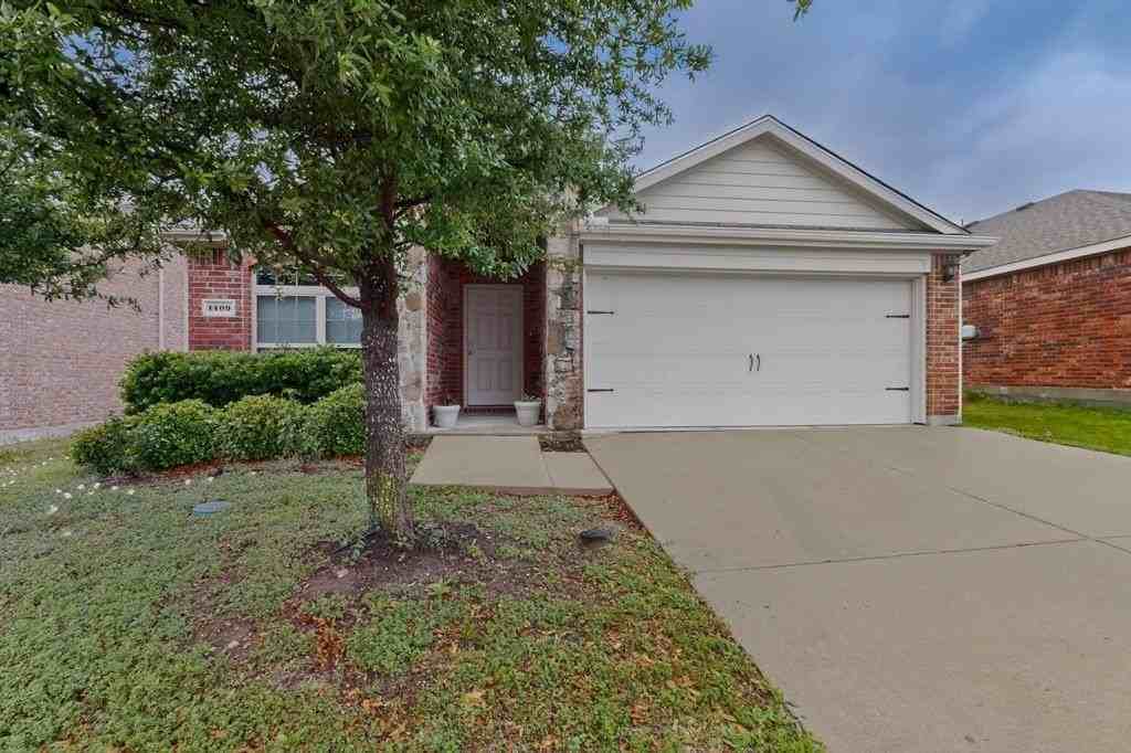 1409 Slate St - Photo 3 of 36